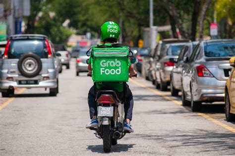 grab food rider chinupa ng customer dahil mali ang nabiling order|Grab Food Rider chinupa ng customer dahil mali ang .